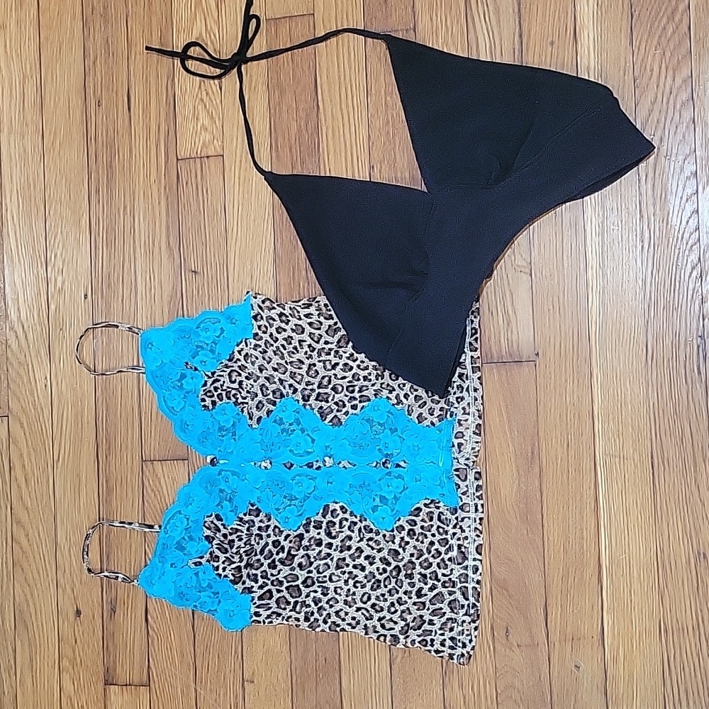 2 Cute Tops